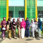 Lestarikan Budaya, Madrasah Rayakan Hari Kartini dengan Fashion Show Tradisional