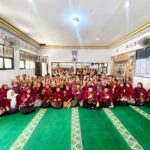 28 Tahun Mengabdi, MTsN 8 Banjar Lepas Dua Guru Purna Tugas dengan Penuh Haru 28 Tahun Mengabdi, MTsN 8 Banjar Lepas Dua Guru Purna Tugas dengan Penuh Haru