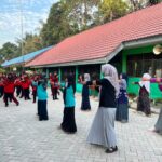 Tingkatkan Kebugaran dan Kebersamaan, MTsN 8 Banjar Gelar Pembiasaan Senam Pagi Bersama