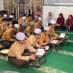 Pembiasaan Maulid Habsyi Putra Warnai Sabtu di MTsN 8 Banjar, Sekaligus Buka Acara Perpisahan Guru Purna Tugas Pembiasaan Maulid Habsyi Putra Warnai Sabtu di MTsN 8 Banjar, Sekaligus Buka Acara Perpisahan Guru Purna Tugas