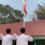Tindak Lanjuti Edaran Kemenag Banjar, MTsN 8 Banjar Kibarkan Bendera Setengah Tiang Sebagai Tanda Berkabung Nasional Tindak Lanjuti Edaran Kemenag Banjar, MTsN 8 Banjar Kibarkan Bendera Setengah Tiang Sebagai Tanda Berkabung Nasional