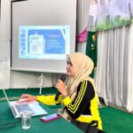 Dari Canva hingga Permainan Kekompakan, Wakamad Humas MTsN 8 Banjar Hadirkan Dua Materi Sekaligus dalam LDKS OSIM Dari Canva hingga Permainan Kekompakan, Wakamad Humas MTsN 8 Banjar Hadirkan Dua Materi Sekaligus dalam LDKS OSIM