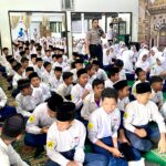 Cegah Perundungan dan Narkoba, Kapolsek Astambul Berikan Edukasi kepada Murid Dua Madrasah Cegah Perundungan dan Narkoba, Kapolsek Astambul Berikan Edukasi kepada Murid Dua Madrasah